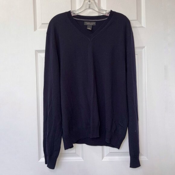 Bloomingdale’s Merino Wool Sweater Mens XL Navy Blue Soft Classic Quiet Luxury - Picture 1 of 7